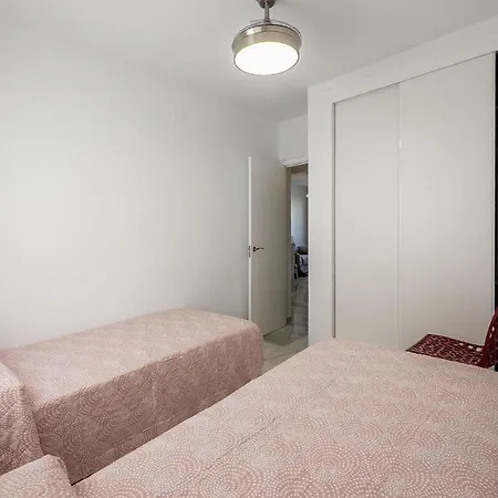 Nice In With Kitchen Apartment *